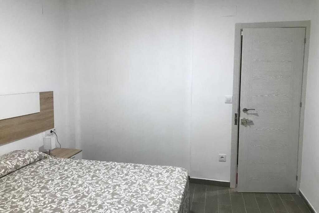 Апартаменты Apartamento Acogedor Casa Leonor Enguera Экстерьер фото